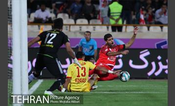 دیدار پرسپولیس و نفت تهران در لیگ برتر فوتبال 11