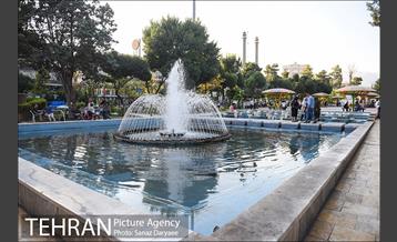 بعدازظهر تابستانی در میدان نبوت (هفت حوض) 6