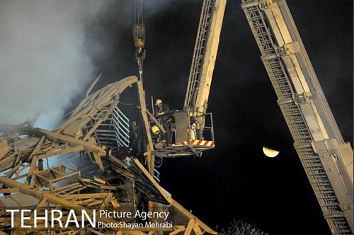 امداد رسانی شبانه در حادثه پلاسکو 41