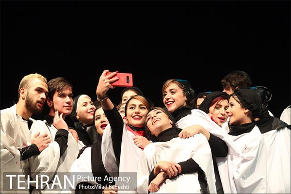 نمایش سیزده 10
