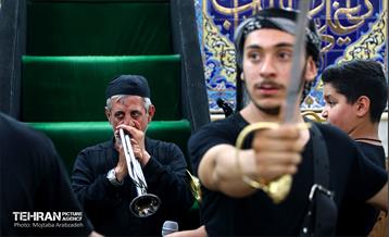 آئین سنتی مشعل گردانی تهران(محرم ۱۴۴۵) 24