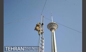 بازدید دکتر نجفی از مانور نیروهای آتش نشانی 31