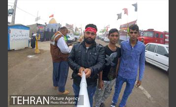 زائران مسیر کربلا  1