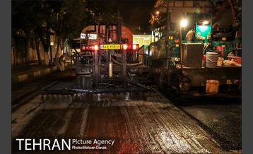 توزیع 5 هزار تن آسفالت در معابر منطقه دوازده 11