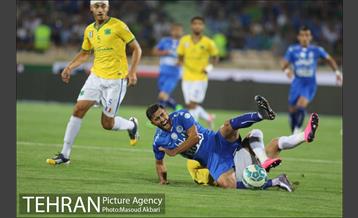 دیدار استقلال و صنعت نفت آبادان در لیگ برتر فوتبال 9