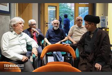 نخستین نشست «گفتآمَد» 50