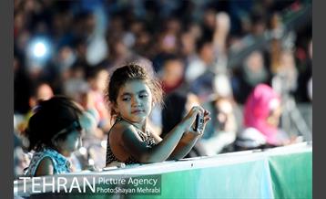 ویژه برنامه شب فیروزه ای در دریاچه شهدای خلیج فارس 33