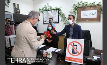 لحظه سال تحویل در بهشت زهرا(س) 12