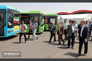 رونمایی از ۱۰۰ دستگاه اتوبوس ناوگان حمل و نقل عمومی شهر تهران 31