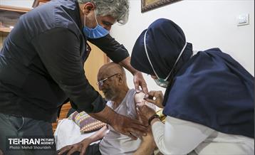 طرح واکسیناسیون سیار شهری علیه کرونا در منطقه 7