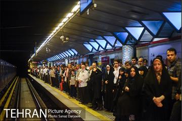 خدمات‌رسانی مترو تهران به نمازگزاران عیدسعیدفطر 27