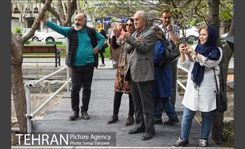 افتتاح نوروزگاه هنر در پیاده‌راه بلوار کشاورز 1