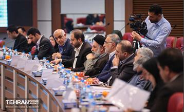 شصت‌وپنجمین نشست هیات امناء دانشگاه علوم پزشکی 4