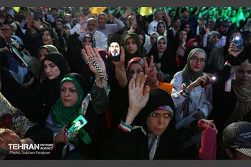 مهمانی ۱۰ کیلومتری عید غدیر در تهران - 3 10