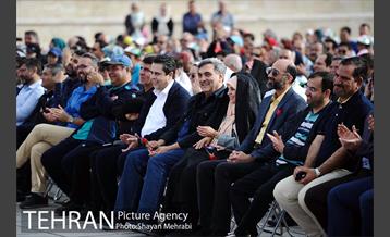 ششمین همایش پیاده روی خانوادگی بازنشستگان شهرداری تهران با حضور شهردار تهران 43