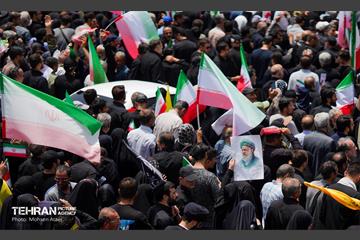 تشییع شهدای اقتدار ملی در تهران - ۲ 11
