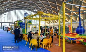 افتتاحیه نمایشگاه صنعت تفریحات و سرگرمی 15