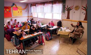 مانور سراسری زلزله در دبستان شهید بهشتی 7