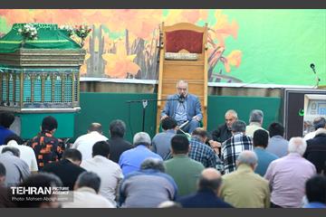 نماز عید فطر در مهدیه تهران 43