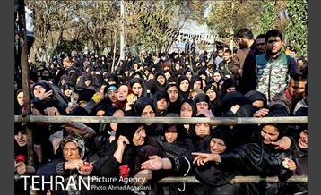 تشییع و تدفین دو شهید گمنام در بوستان گلزار منطقه 17 24