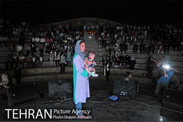 نخستین گردهمایی حامیان پویش "بدسرپرست تنهاتر است" 13