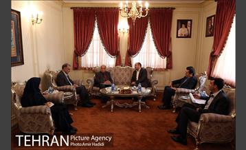 دیدار سفیر اکوادور با رییس مرکز ارتباطات و امور بین الملل شهرداری تهران 5