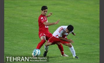 دیدار دوستانه پرسپولیس تهران و پرسپولیس قائمشهر 13