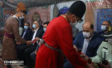 بازدید شهردار تهران از غرفه‌های فرهنگی بوستان ولایت 4