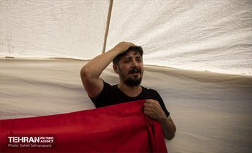 خیمه سوزان ظهر عاشورا در چهارراه گلوبندگ 33