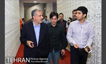 تهرانگردی احمد مسجدجامعی در منطقه یازده‎ 21