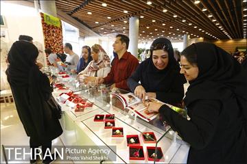 افتتاح هفدهمین نمایشگاه بین المللی گل و گیاه تهران  37