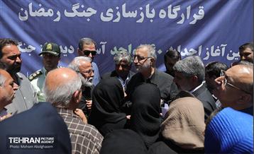 کلنگ‌زنی احداث ۲۴۰ واحد مسکونی آسیب‌دیده از جنگ رمضان 9