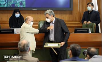 مراسم تودیع پیروز حناچی، شهردار سابق تهران در صحن شورای اسلامی  19