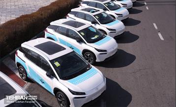 آیین رونمایی و ورود ناوگان حمل‌ونقل برقی شهر تهران 30