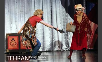 نمایش سیرک سیار‎ 19