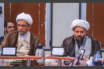 نشست هم انـدیشی شهردار تهران با معتمدین منطقه ۹