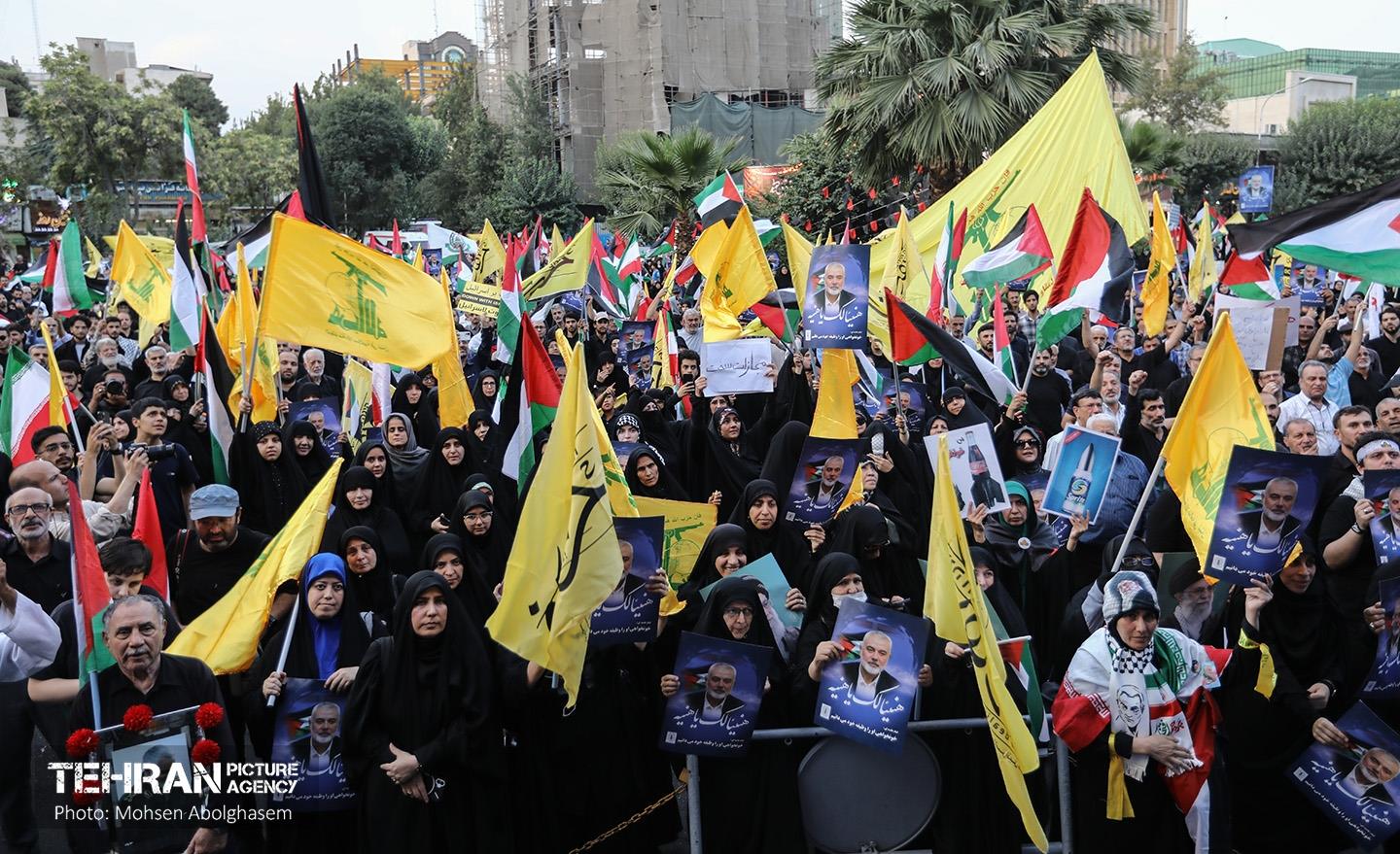 اجتماع مردم تهران در محکومیت جنایت رژیم صهیونیستی 42