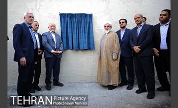 رونمایی از دیوار نگاره قدس در بزرگراه مدرس 19