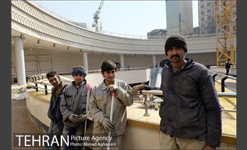 بازدید هنرمندان از بروژه بلازای ولیعصر 14