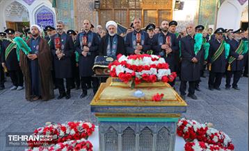 آیین تعویض پرچم گنبد حضرت عبدالعظیم الحسنی(ع) 39