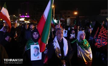 چهل‌و‌سومین شب اجتماع دفاع از انقلاب 8