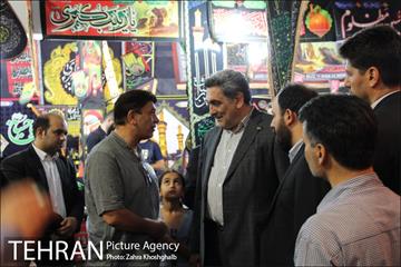 بازدید پیروز حناچی شهردار تهران از هفدهمین نمایشگاه عطر سیب 11