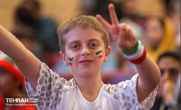 اکران عمومی فوتبال ایران_آمریکا در برج میلاد تهران  21