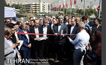 افتتاح پل غیر همسطح بزرگراه شهید چمران (پل شهید نوروزی) با حضور شهردار تهران 14