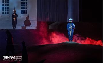 نمایش میدانی جان‌فدا 42