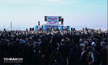 تشییع پیکر شهدای مدافع حرم در شهرک شهید محلاتی 11