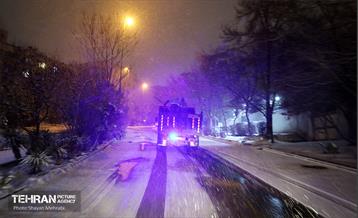 بازدید معاون خدمات شهری از سایت‌های برف‌روبی شهرداری تهران 32