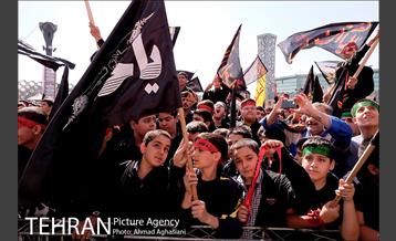 سوگواره "احلی من العسل" در میدان امام حسین(ع) 15