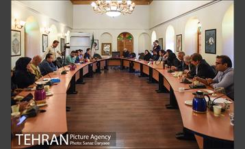 تور خبری بازدید از اماکن تاریخی منطقه ۴ و نشست خبری شهردار منطقه ۴  10