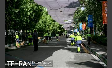 آماده سازی دانشگاه تهران برای نماز جمعه 8